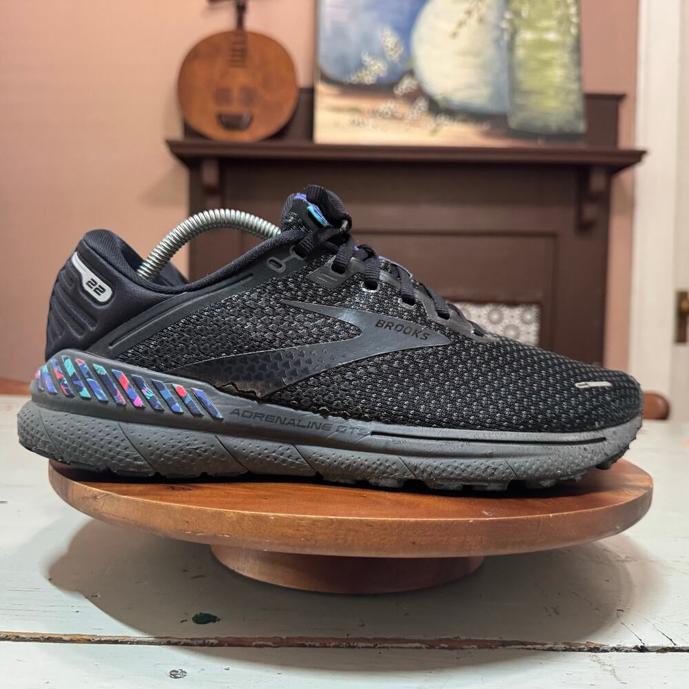 Brooks Adrenaline GTS 22 Mens Size 10.5 Black Sneaker Shoes